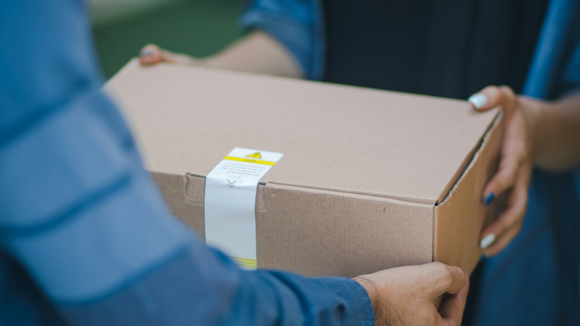 How Multi-Courier Shipping Platforms Improve Delivery Success Rates